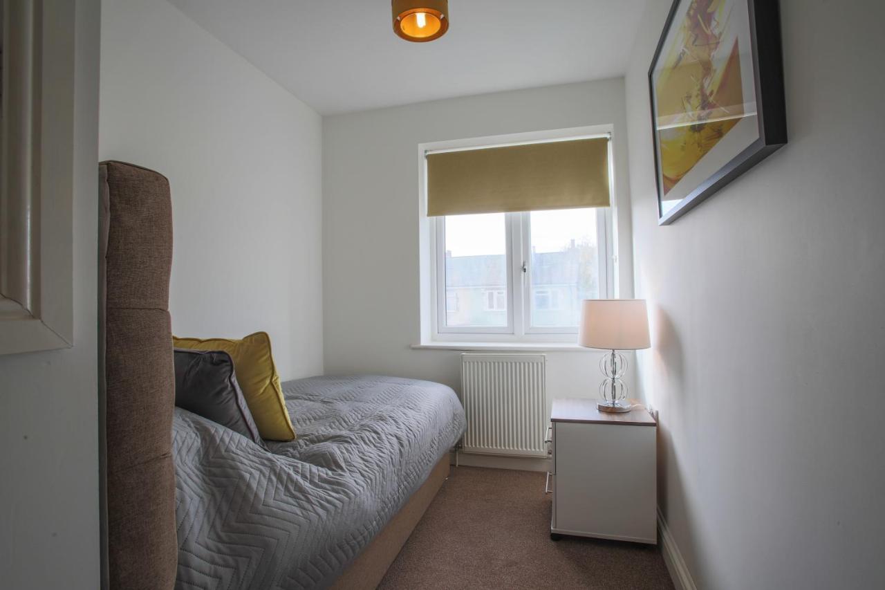 Vale House Apartment Northfleet Exterior photo